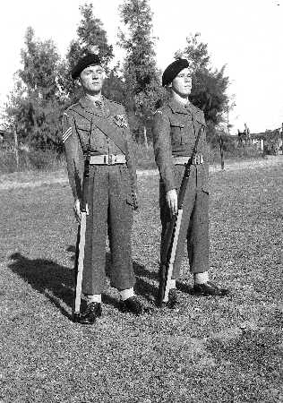 1 LF -Uniforms 1950386